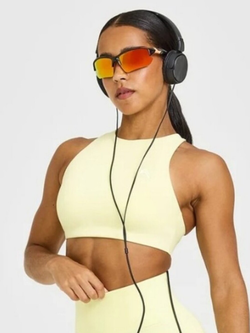 Oner Active EasyLift High Neck Bra -Pastel Yellow
